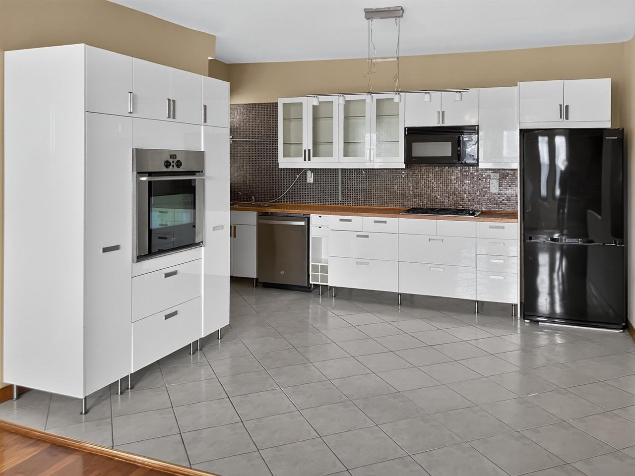 6209 - 6215 BLVD E #4ES - Photo 4 of 15