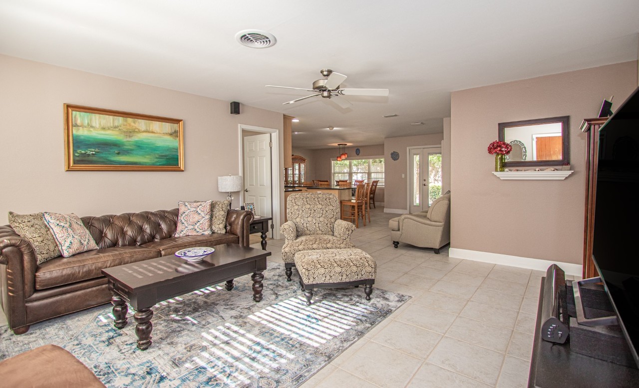 7864 15th Way N - Photo 2 of 20
