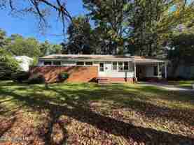 602 Maple St - Photo 1 of 1