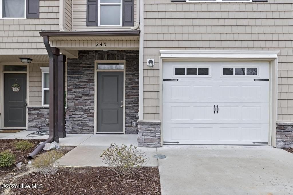 245 Boyington Place Rd - Photo 2 of 22