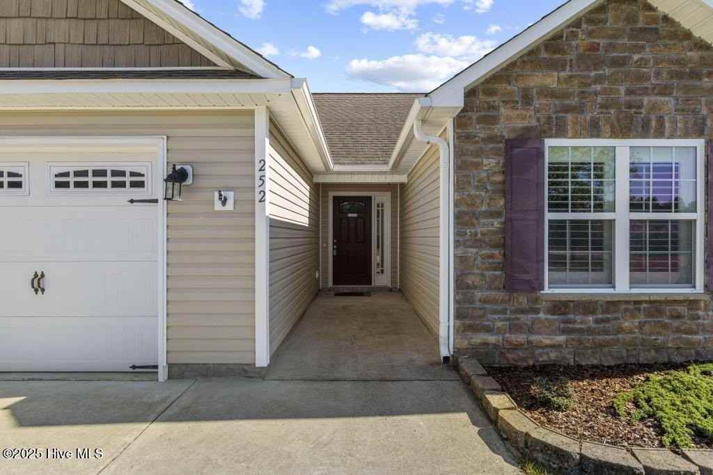 252 Merin Height Rd - Photo 2 of 22