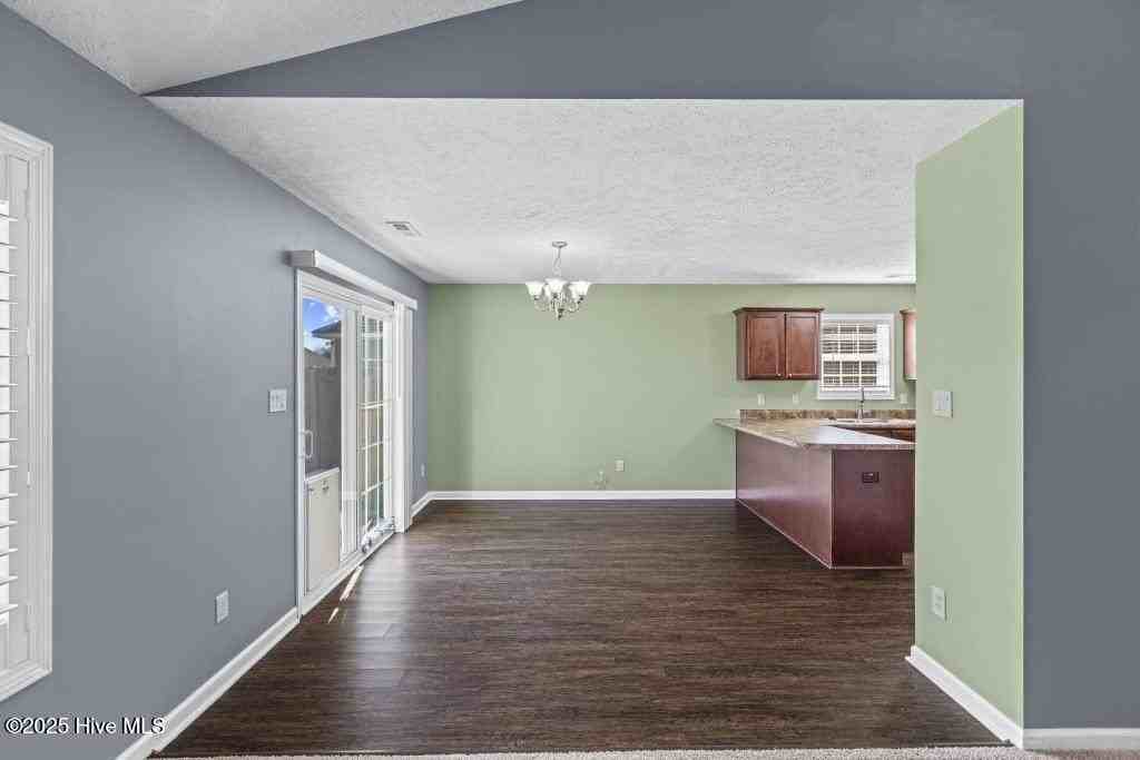 252 Merin Height Rd - Photo 5 of 22