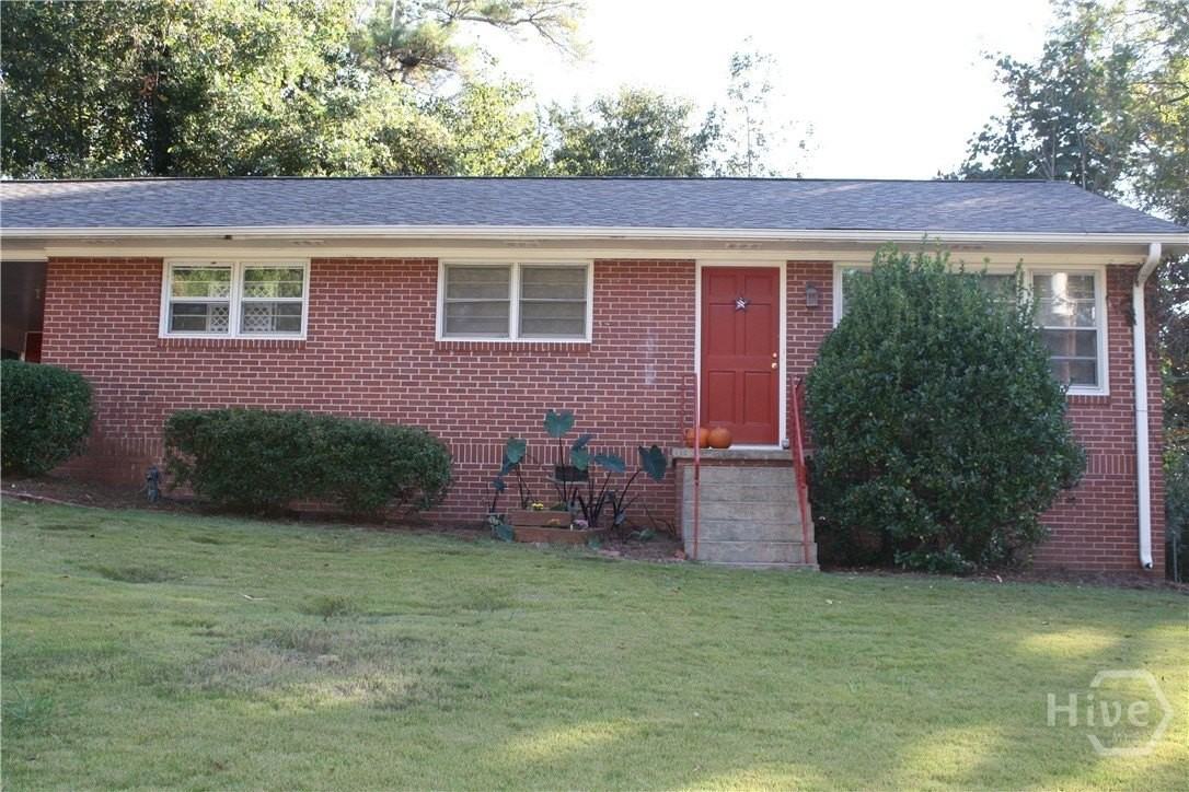 566 Woodland Hills Dr - Photo 2 of 17