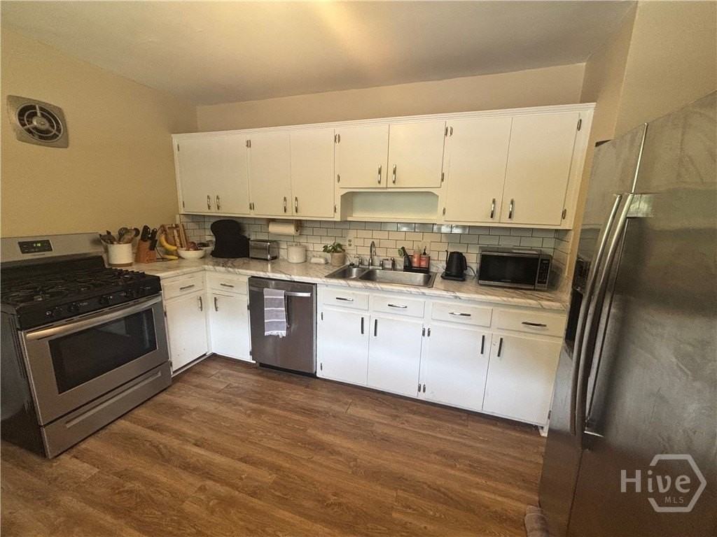 566 Woodland Hills Dr - Photo 5 of 17