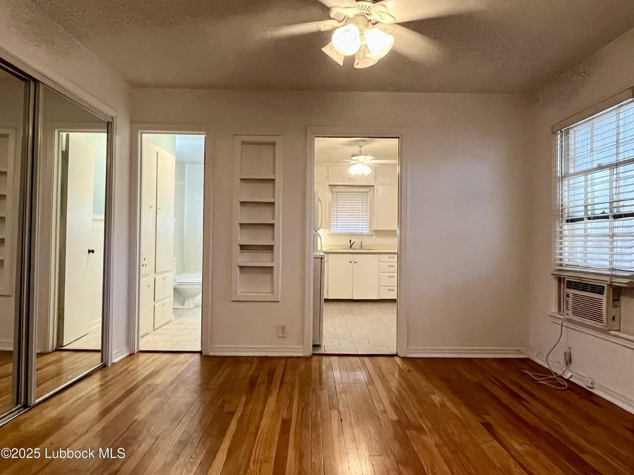 3119 33rd St - Photo 6 of 14