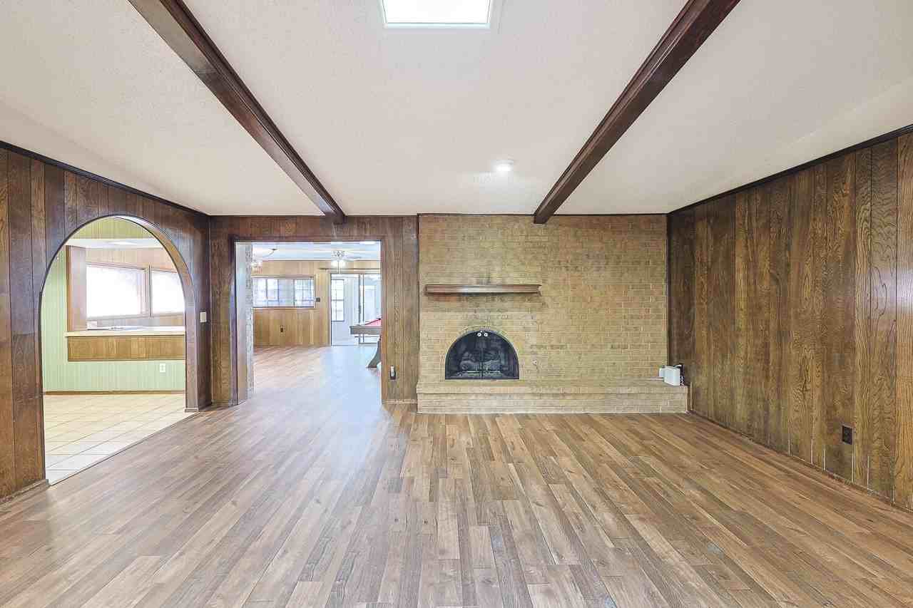3311 88th St - Photo 3 of 50