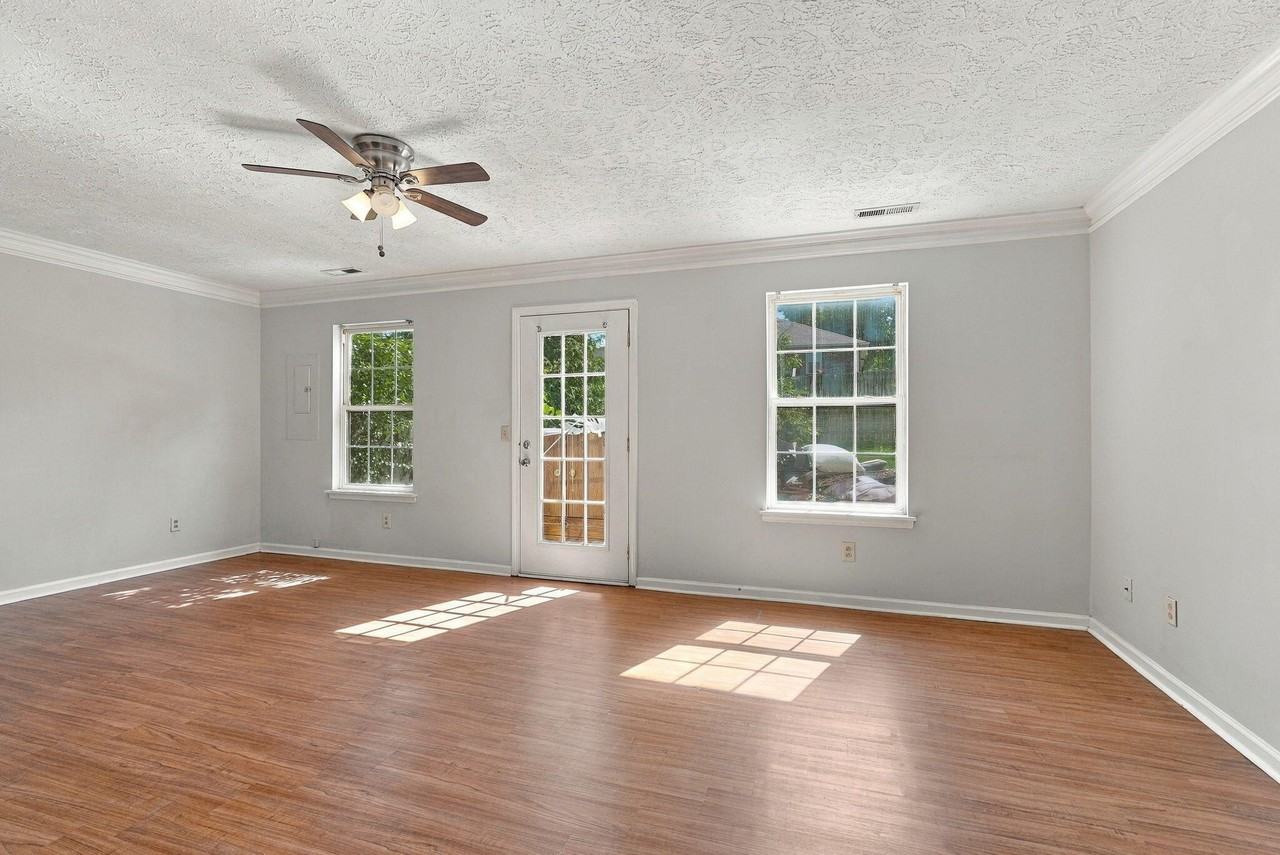 119 Crosskey Rd - Photo 6 of 33