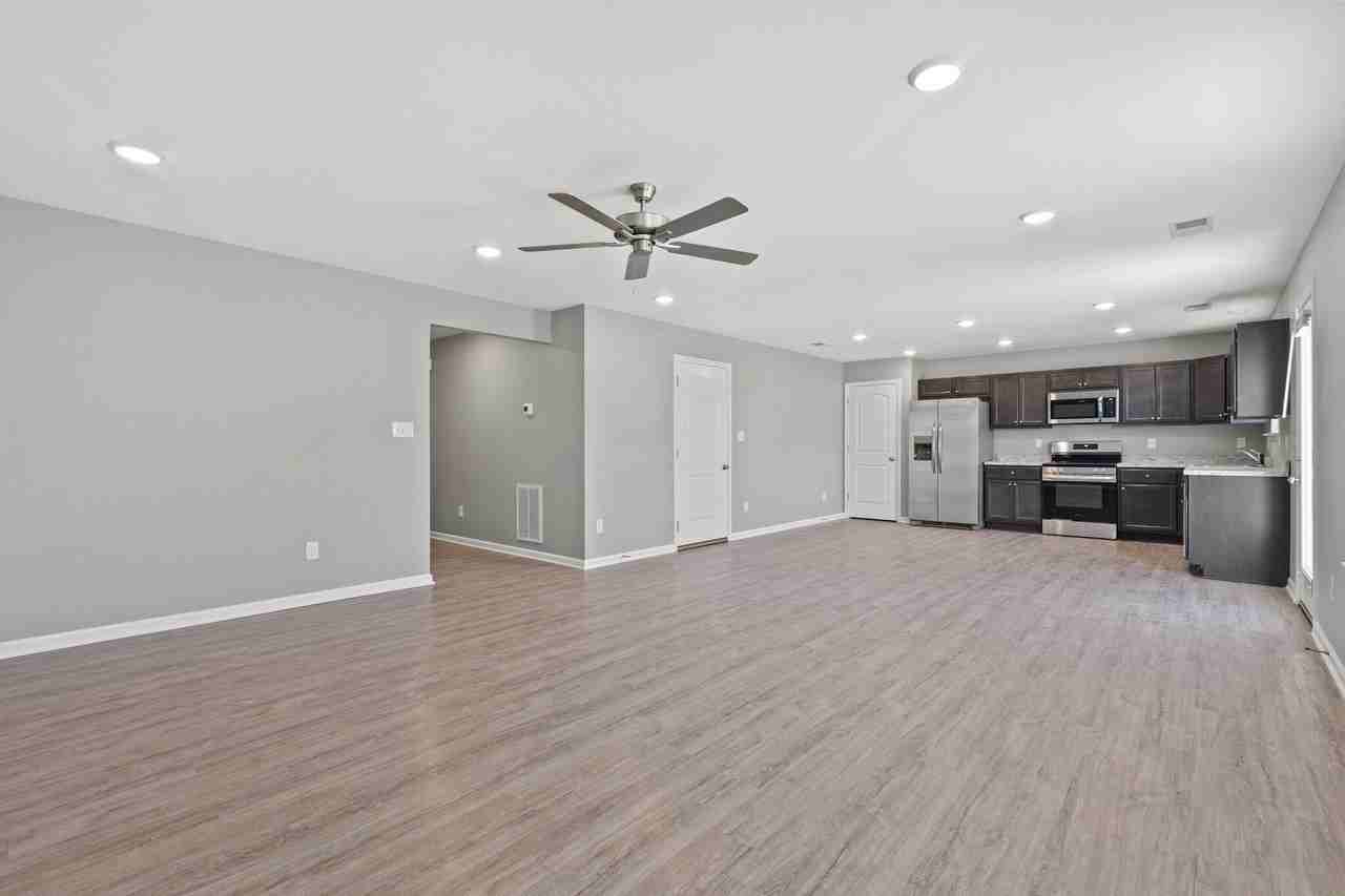 151 Landry Ln - Photo 2 of 14