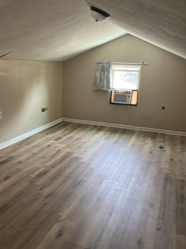 508 S Wooldridge Rd - Photo 2 of 9