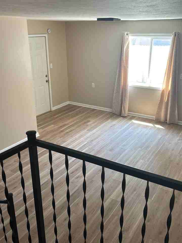 508 S Wooldridge Rd - Photo 4 of 9