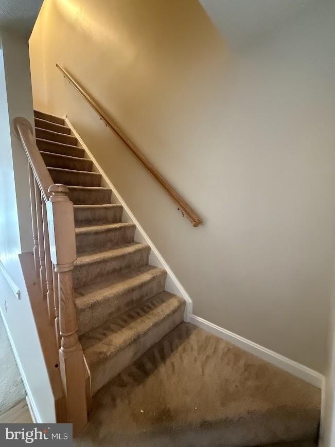 304 Tolbelt Ct - Photo 4 of 26