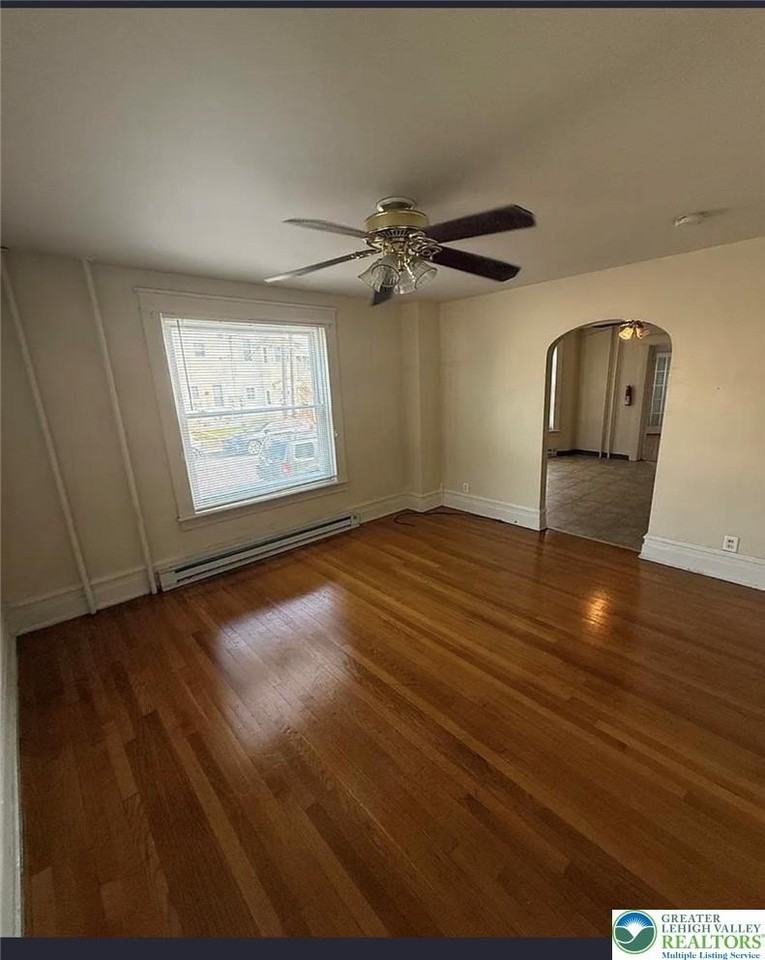 102 N 4th St #1stFL - Photo 4 of 15