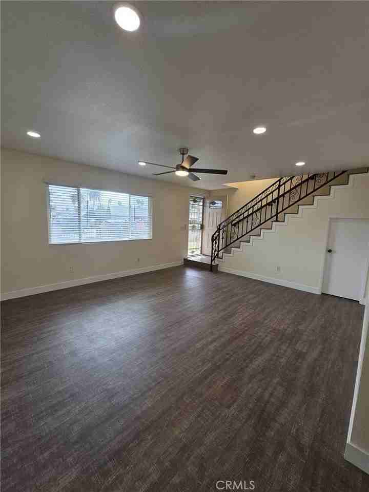 8041 Puritan St - Photo 5 of 18