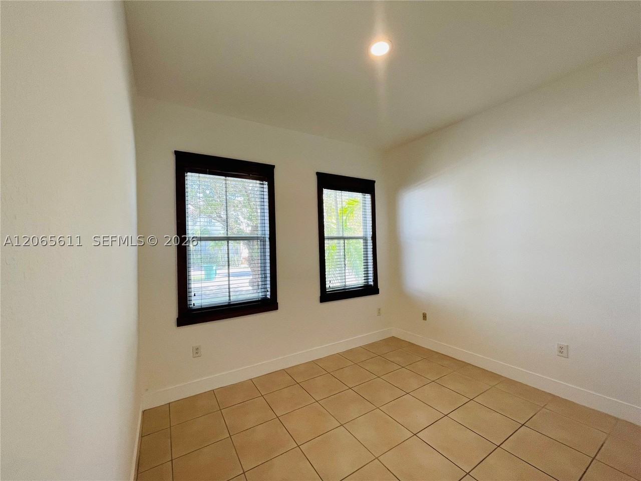 18162 Nw 91st Ct #18162 - Photo 5 of 28