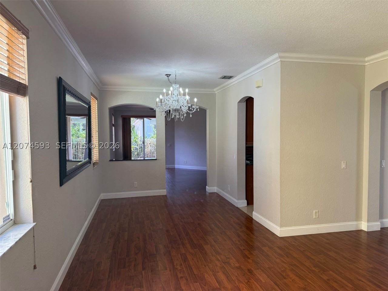 644 Conservation Dr - Photo 4 of 18