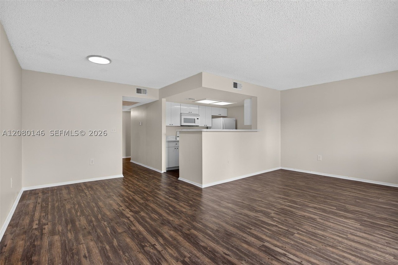 8331 Coral Lake Dr #8331 - Photo 6 of 30