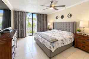 featured image of 1401 W Golfview Dr #0