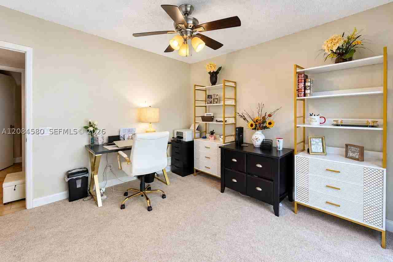 1401 W Golfview Dr #0 - Photo 5 of 22