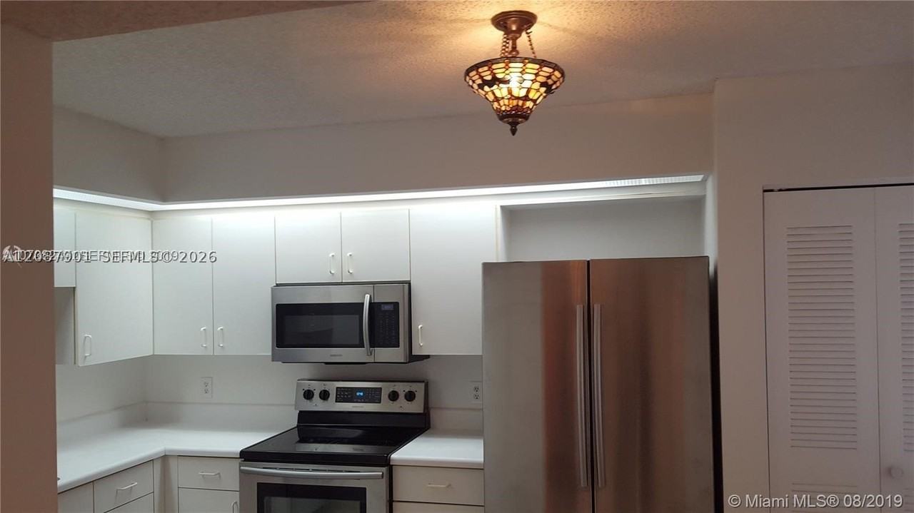 1650 Sw 124th Ter #204D - Photo 3 of 14