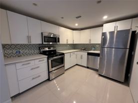5555 Collins Ave #12Z - Photo 1 of 1