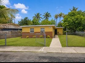 2930 Nw 8th St #2 - Photo 1 of 1