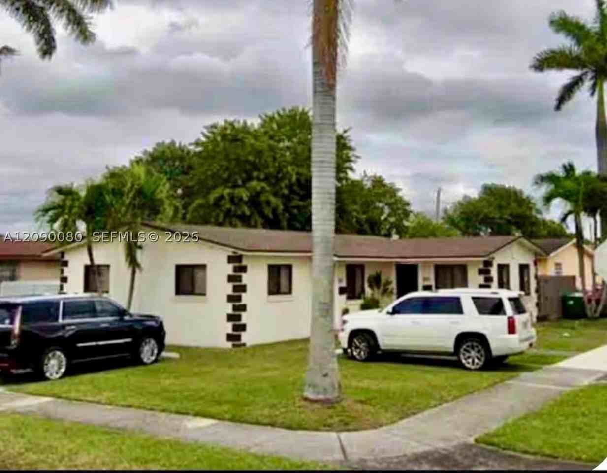 687 Sw 113th Ave #687