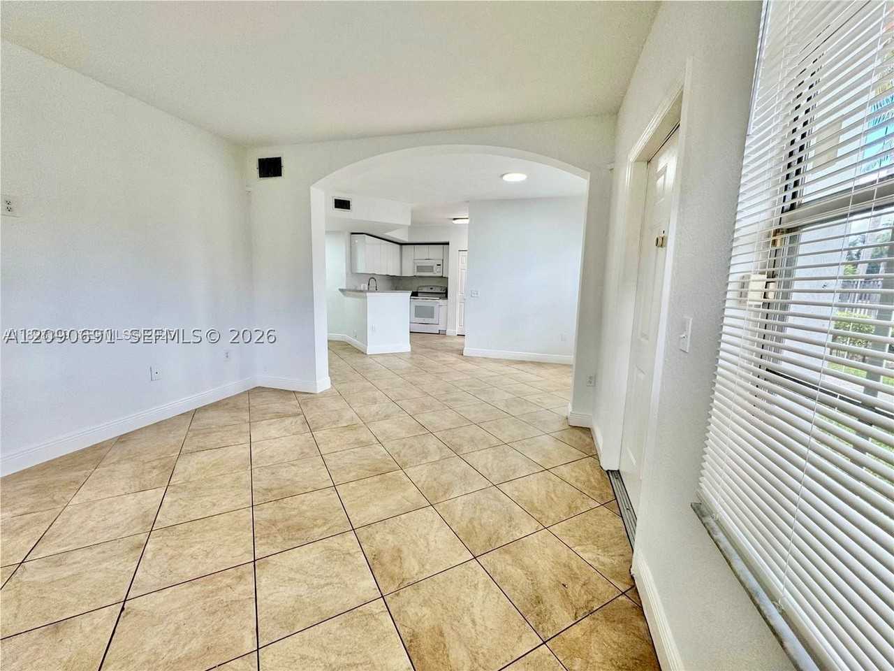 507 Belmont Ln #507 - Photo 3 of 26