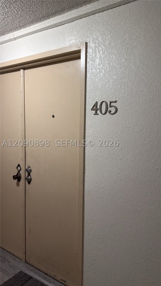 16751 Ne 9th Ave #405