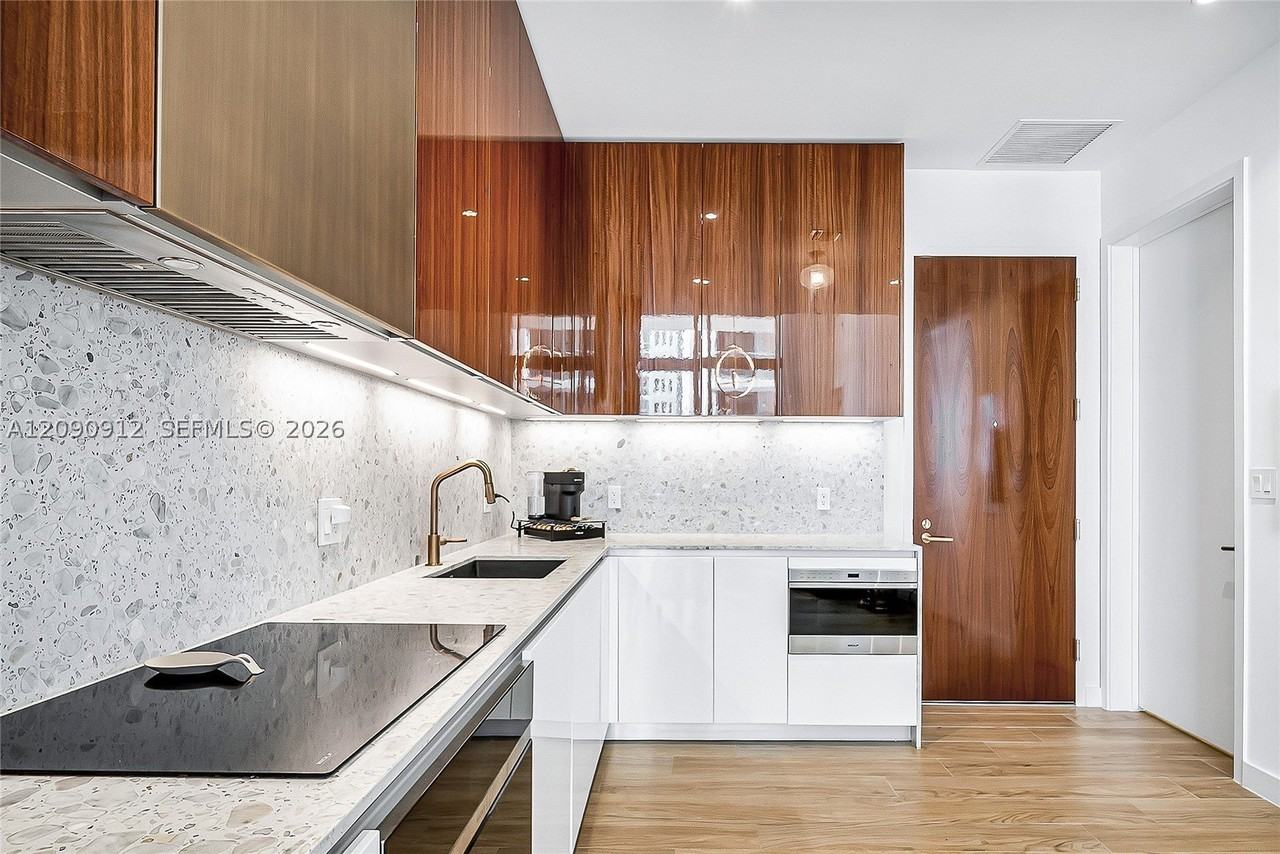 2655 S Bayshore Dr #706 - Photo 4 of 50