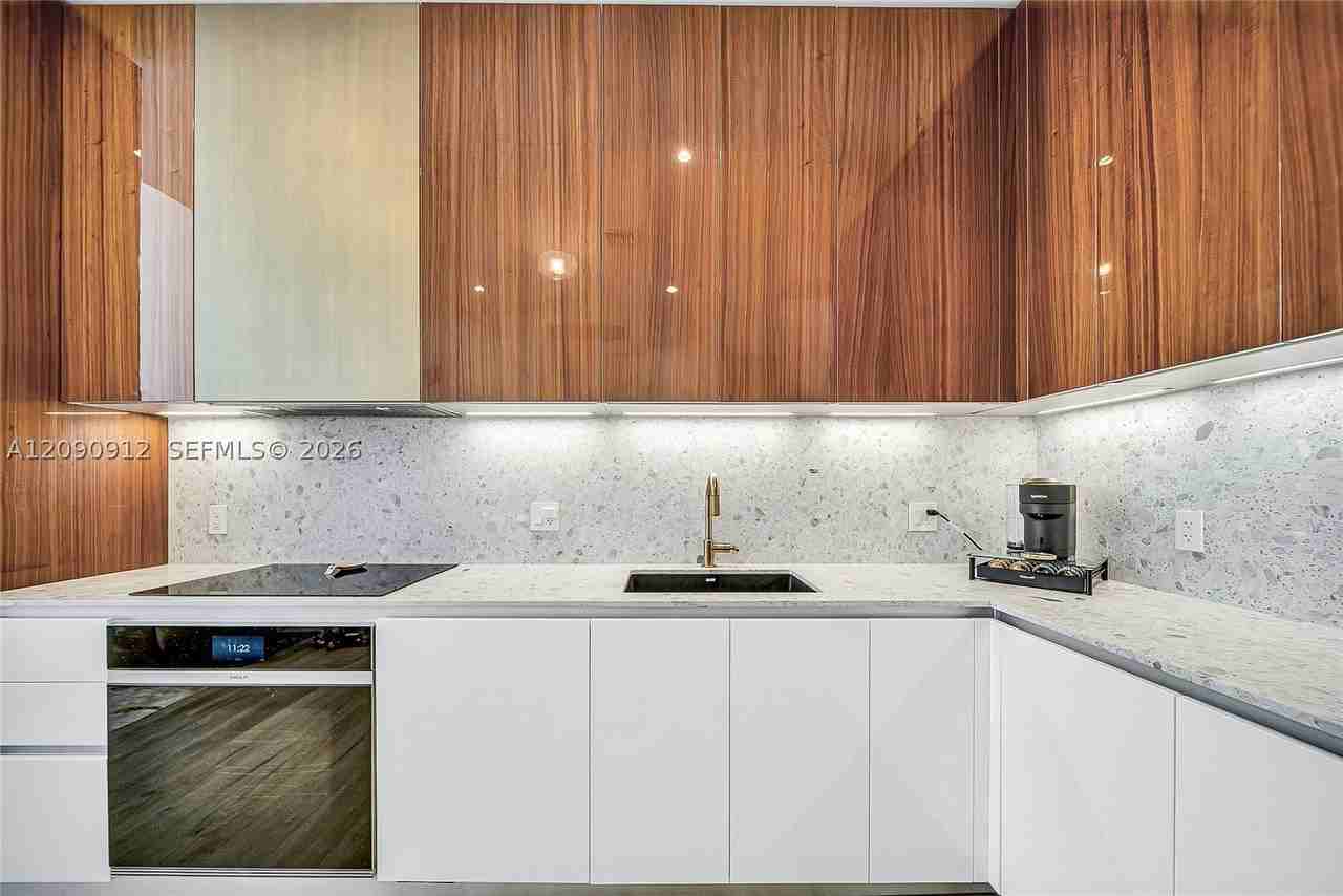 2655 S Bayshore Dr #706 - Photo 6 of 50