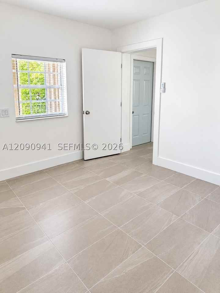 6765 Sw 34th St #0 - Photo 3 of 6