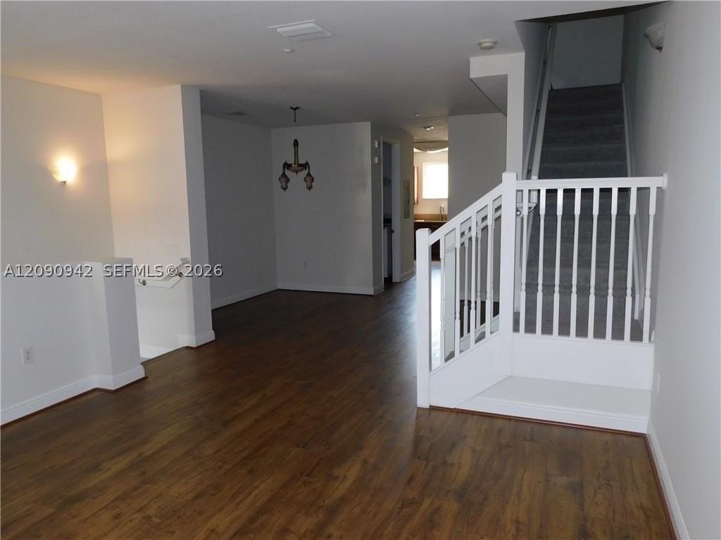 1338 Sw 3rd Ct #1338 - Photo 4 of 20