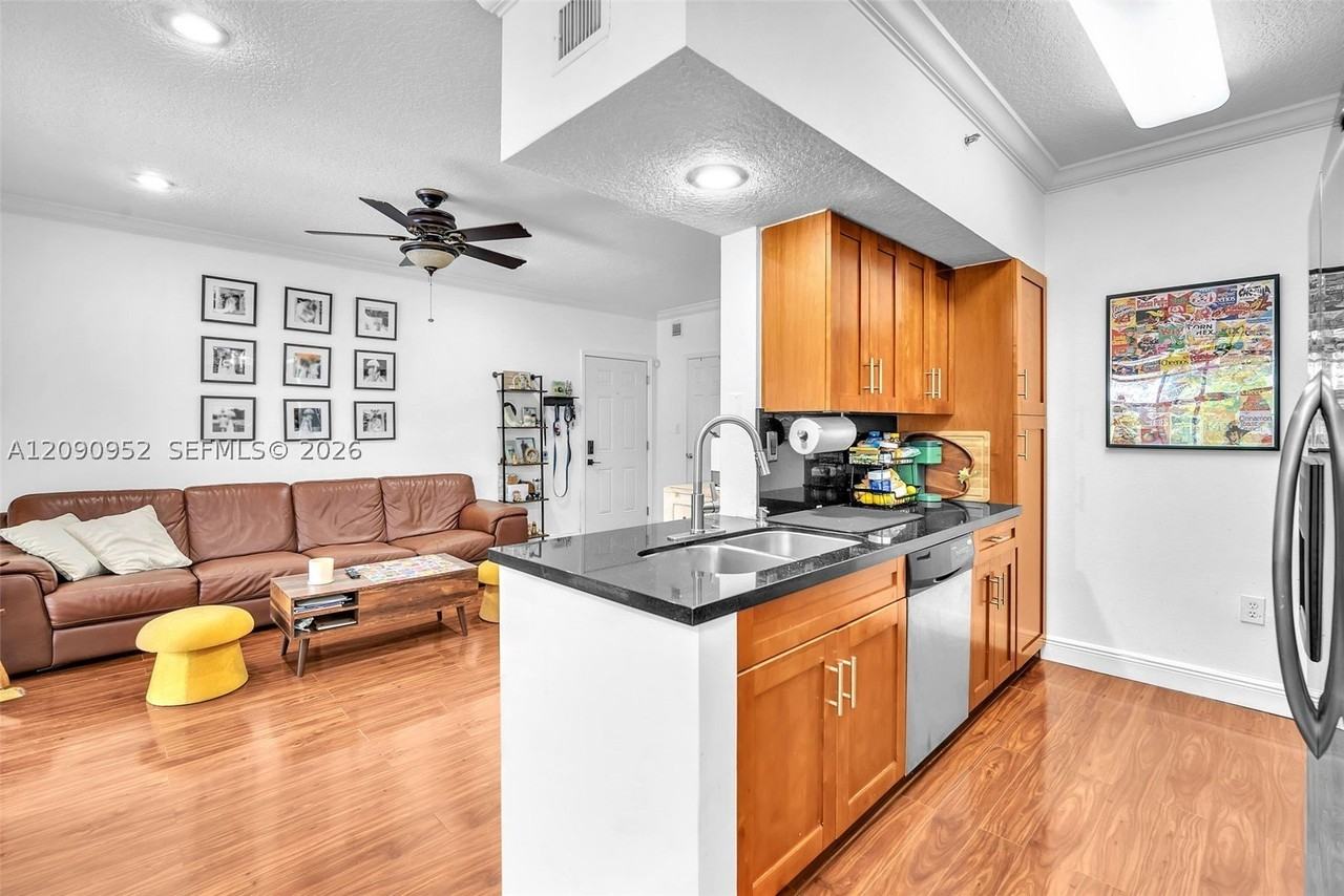 11650 Sw 2nd St #16303 - Photo 5 of 25