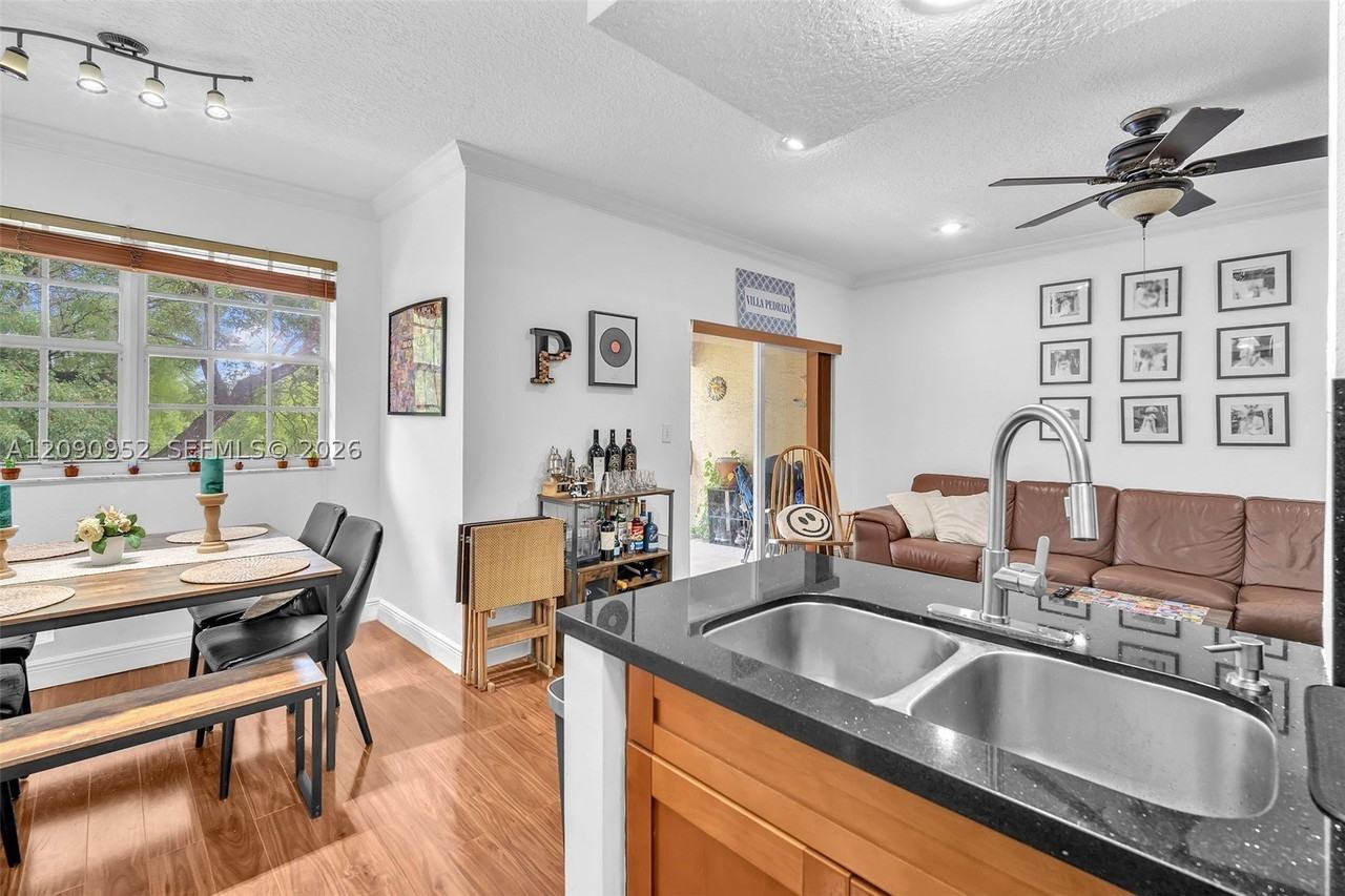 11650 Sw 2nd St #16303 - Photo 6 of 25