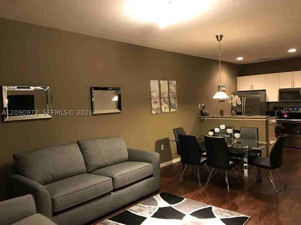 8987 Shine Dr - Photo 7 of 34
