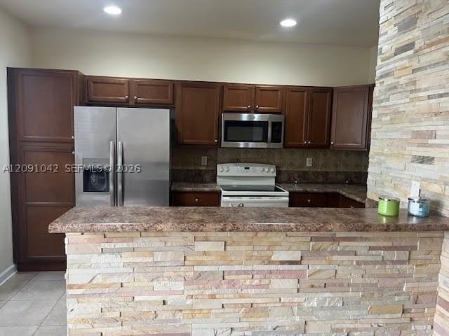 17087 Sw 93rd St - Photo 7 of 41
