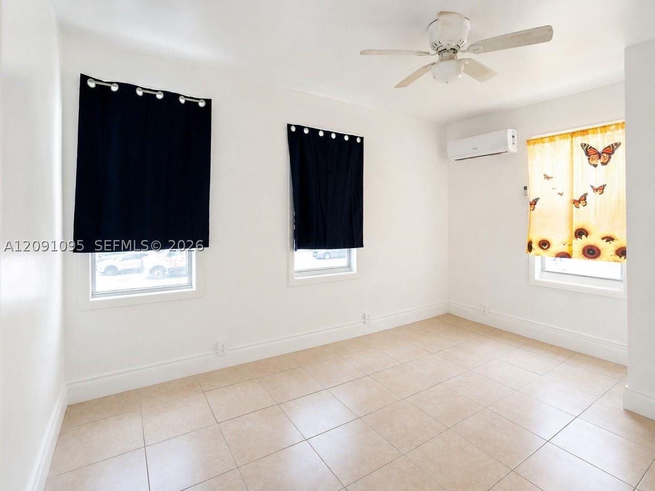 1186 Nw 103rd St #2 - Photo 4 of 5