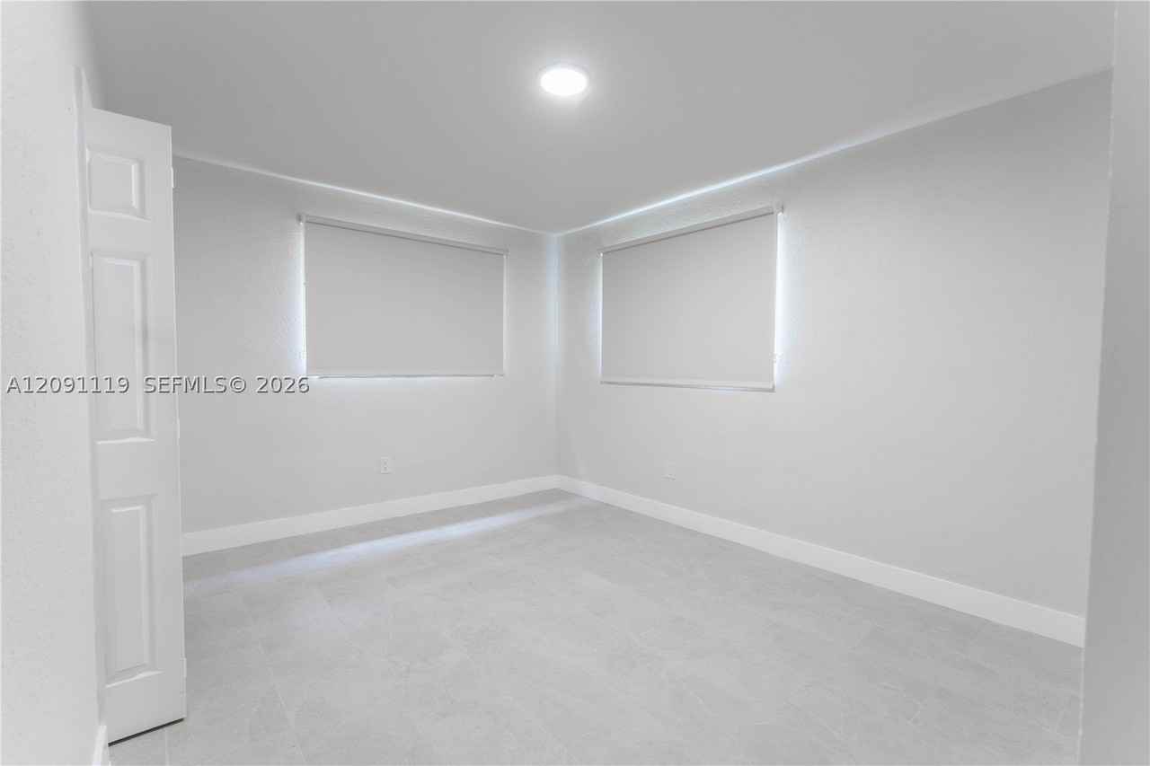 10825 Sw 221st St - Photo 6 of 21
