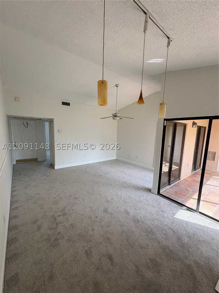 1200 N Liberty Ave #1200I - Photo 2 of 21