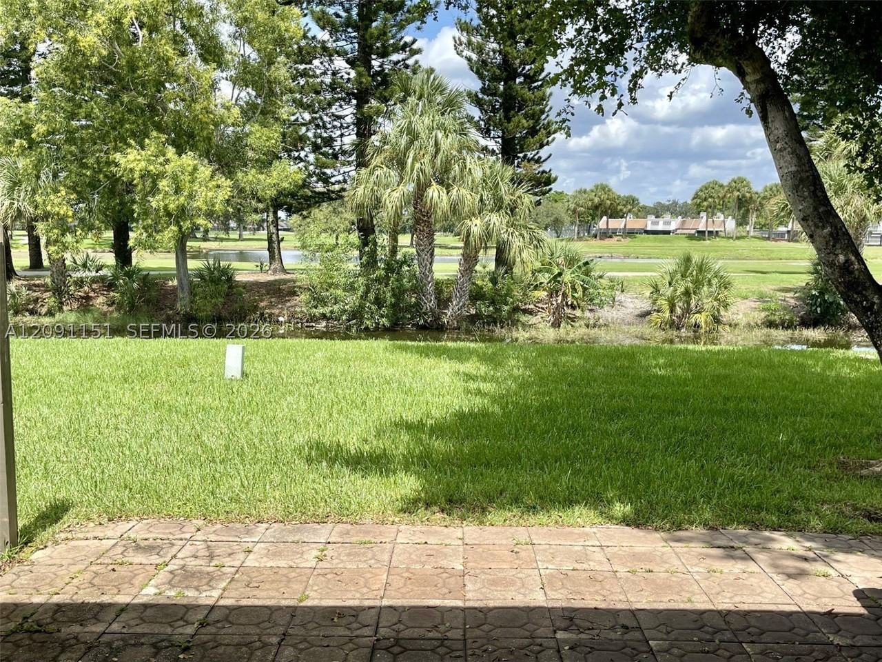 10781 Nw 11th St #10781 - Photo 3 of 28