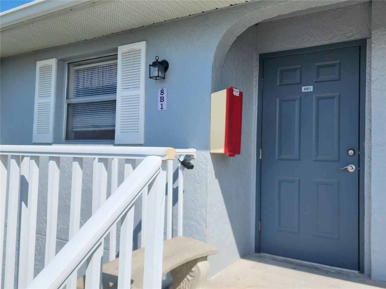 25050 Sandhill Blvd #B1 - Photo 2 of 21