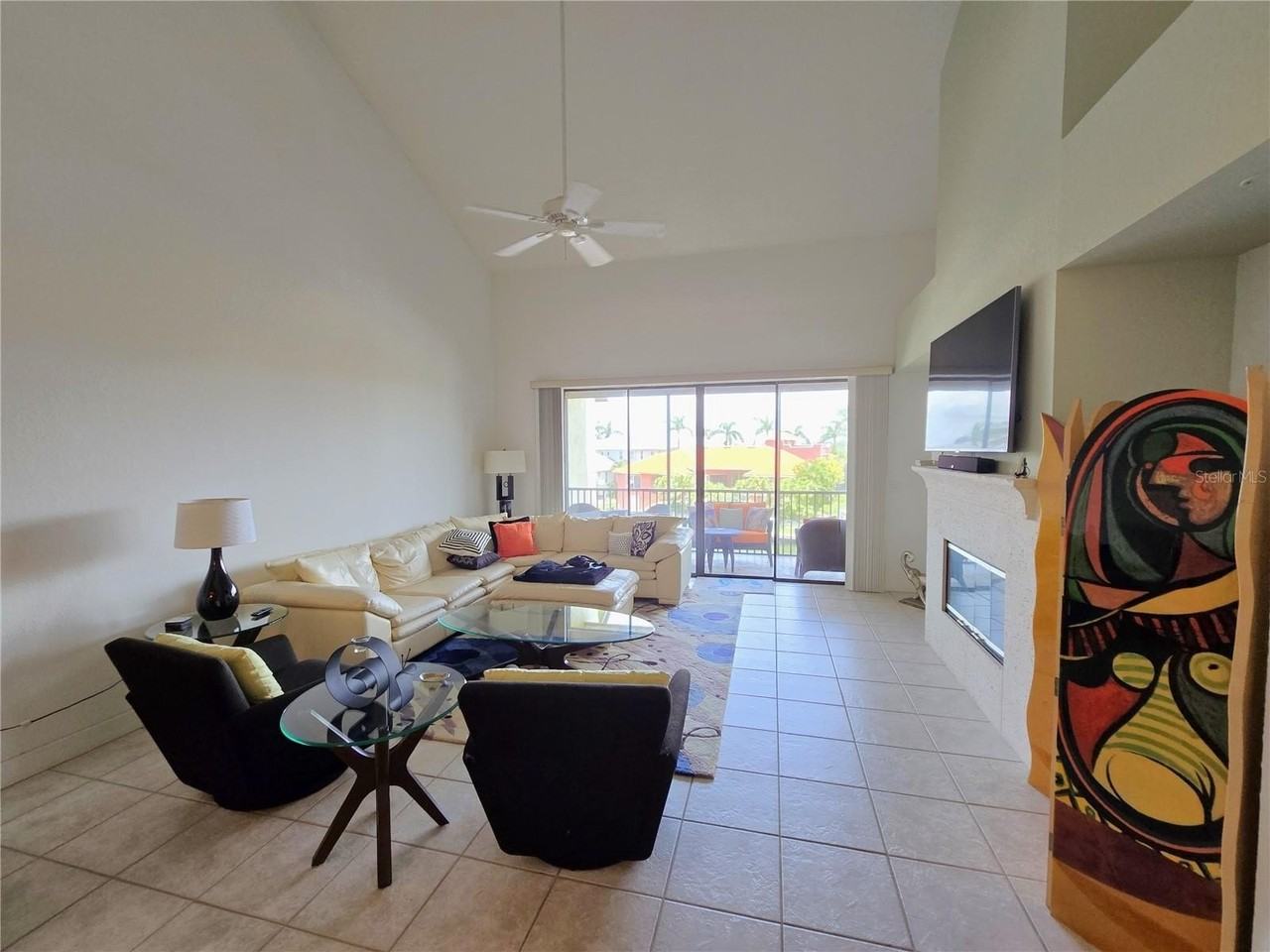 3905 Mariners Walk #826 - Photo 5 of 25