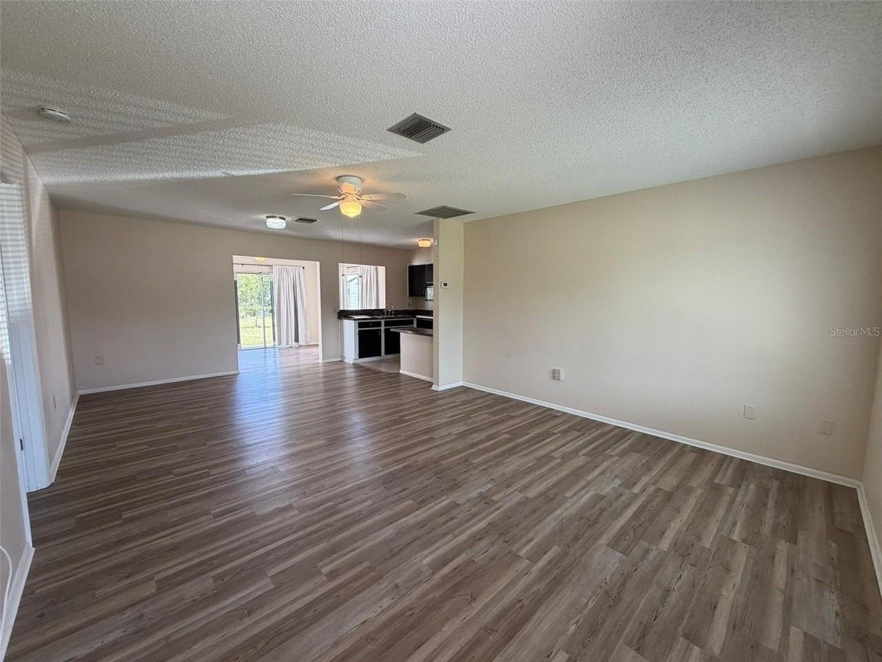 4010 Grobe St - Photo 2 of 25