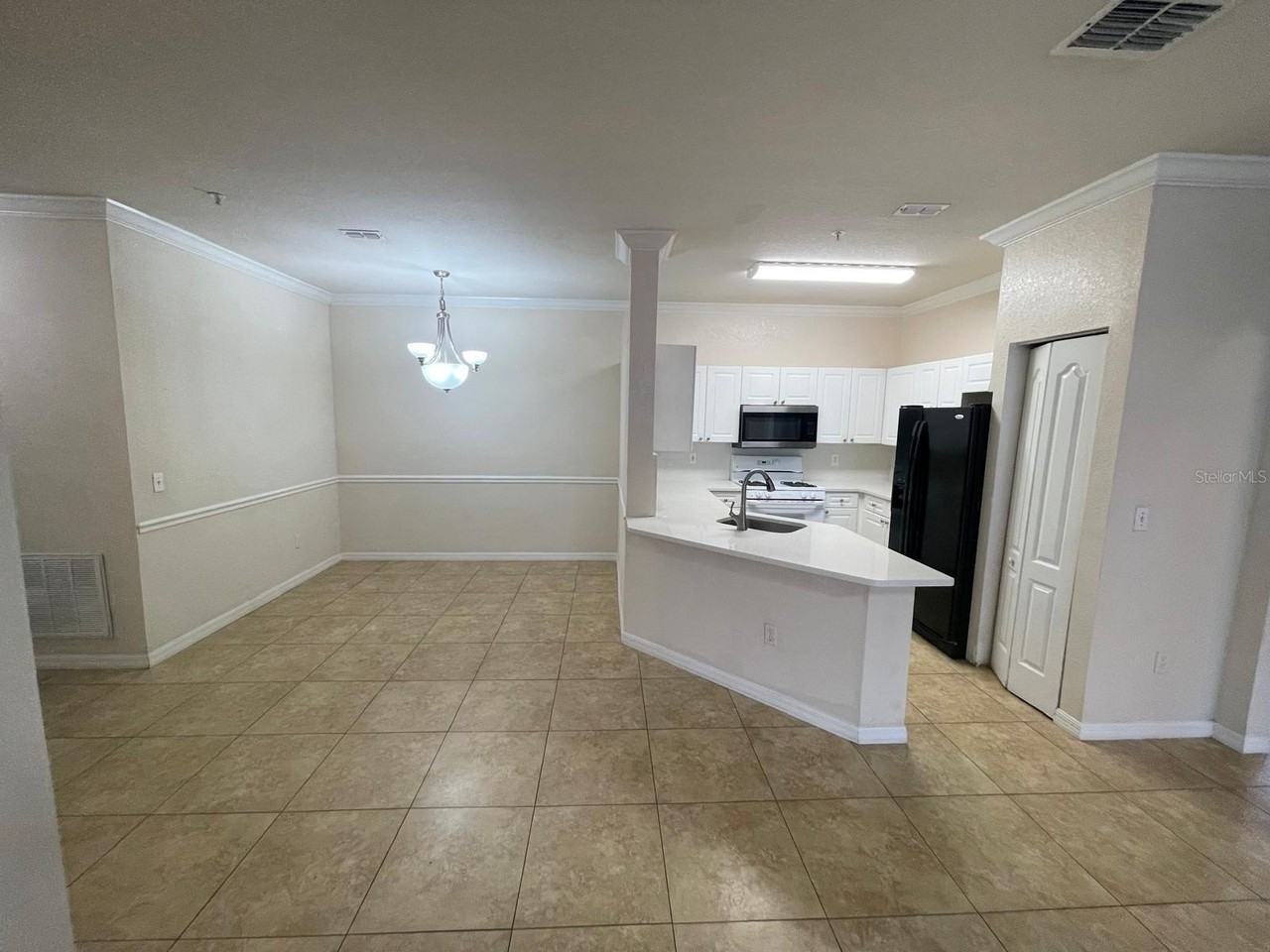 3355 S Kirkman Rd #1311 - Photo 3 of 28