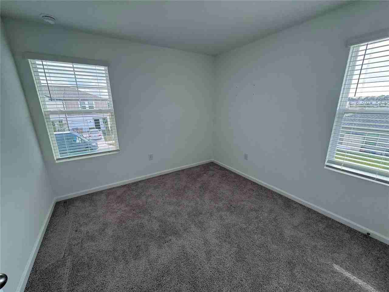 5909 Chestnut Grove Pl - Photo 3 of 10