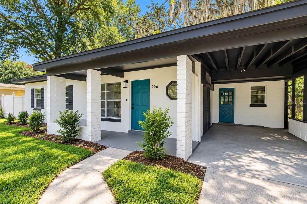 906 San Domingo Rd - Photo 2 of 22