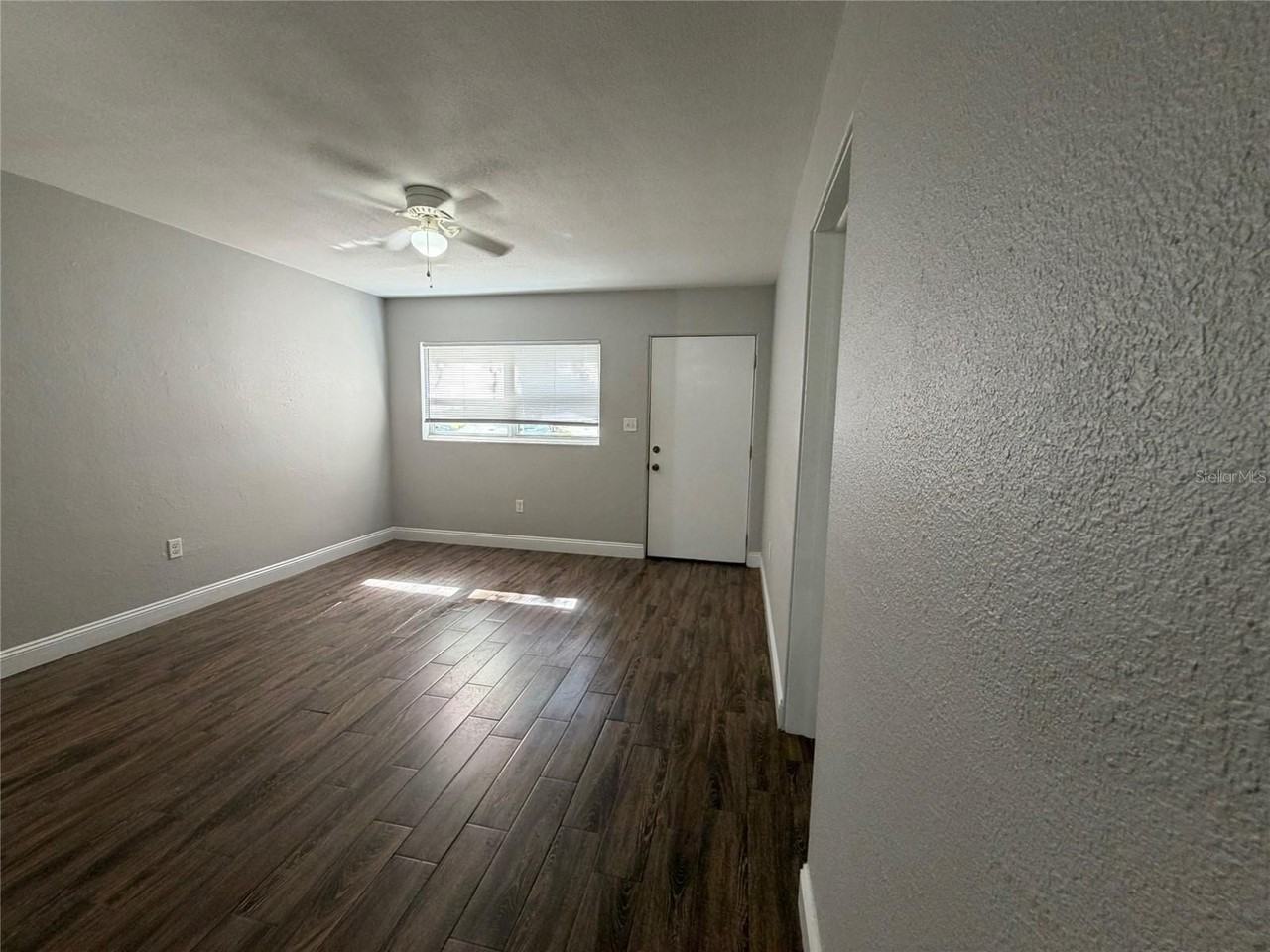 509 Varsity St - Photo 2 of 8
