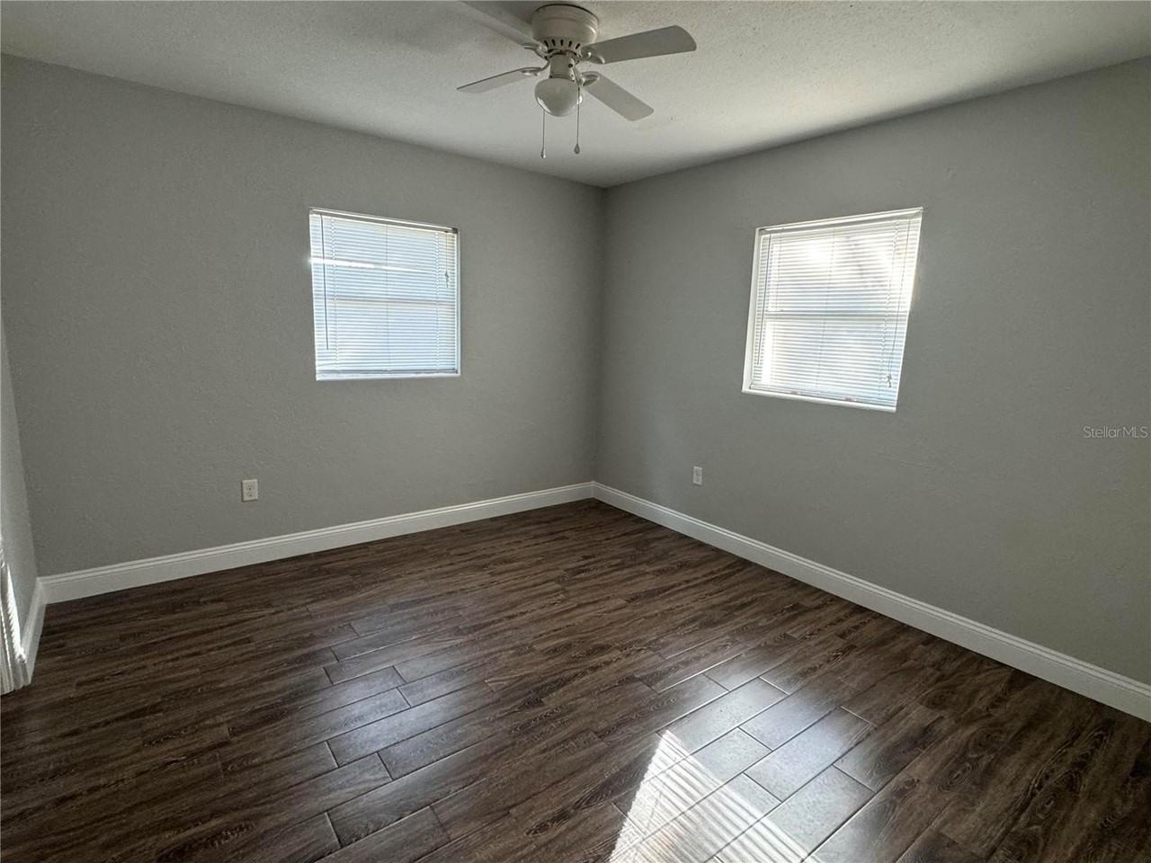 509 Varsity St - Photo 7 of 8