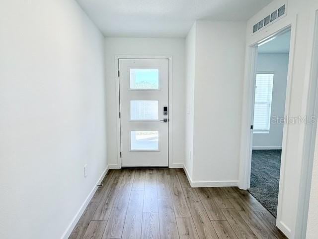 219 Skyfield Ct - Photo 7 of 39