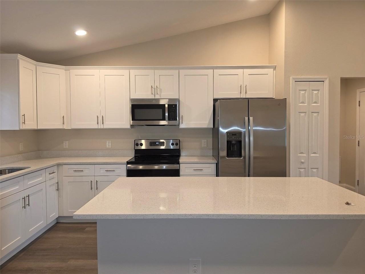 2292 Sw 168th Loop - Photo 7 of 25